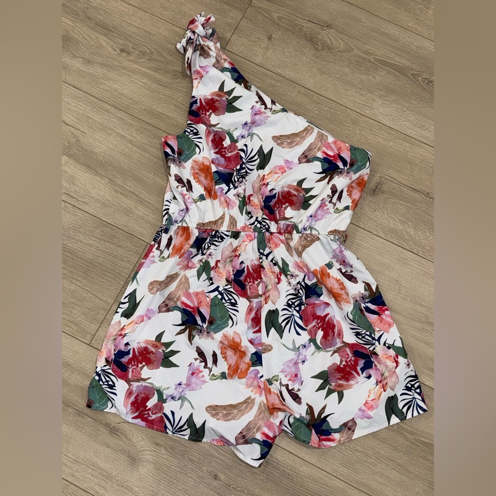 Cupshe One-Shoulder Floral Romper - Multicolor